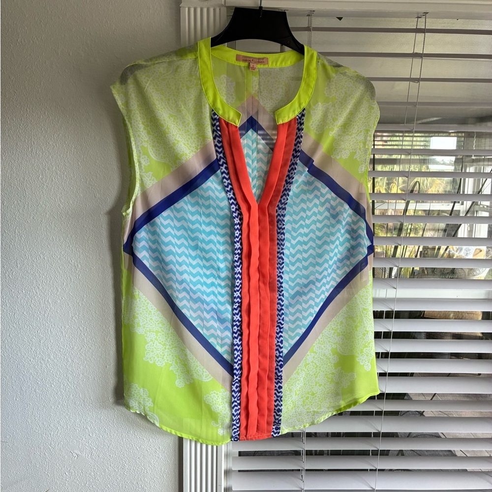 Gibson Latimer Neon Lime Coral and Sky Blue Geometric Sleeveless Top